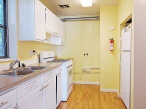 412 N Roosevelt St-Unit -1 in Bloomington, IN - Building Photo - Building Photo