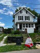1865 Shaw Ave in Akron, OH - Building Photo