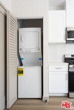 2223 Clifford St in Los Angeles, CA - Building Photo - Building Photo
