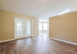 3799 Sutters Mill Cir in Casselberry, FL - Foto de edificio - Building Photo