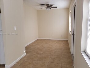 2308 Monroe St in Hollywood, FL - Building Photo - Building Photo