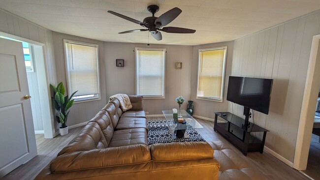 property at 4145 Hyde Ave