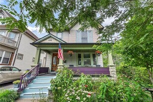 130 Massachusetts Ave in Buffalo, NY - Building Photo