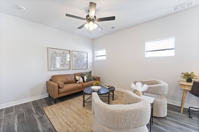 Barry West Townhomes in Kansas City, MO - Foto de edificio - Building Photo
