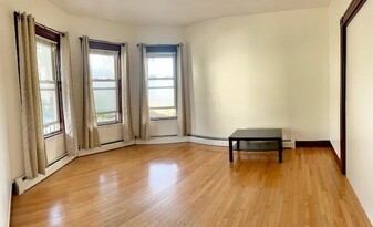 7 Bellevue Ter, Unit #1 in Somerville, MA - Building Photo