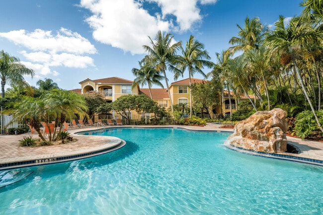 Club Caribe Apartments