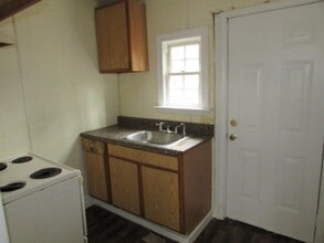 520 E Charlotte Ave in Sumter, SC - Building Photo - Building Photo