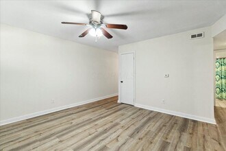 962 Ferndale Pl in Columbus, OH - Building Photo - Building Photo