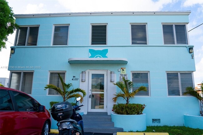 855 SW 7th St in Miami, FL - Foto de edificio - Building Photo