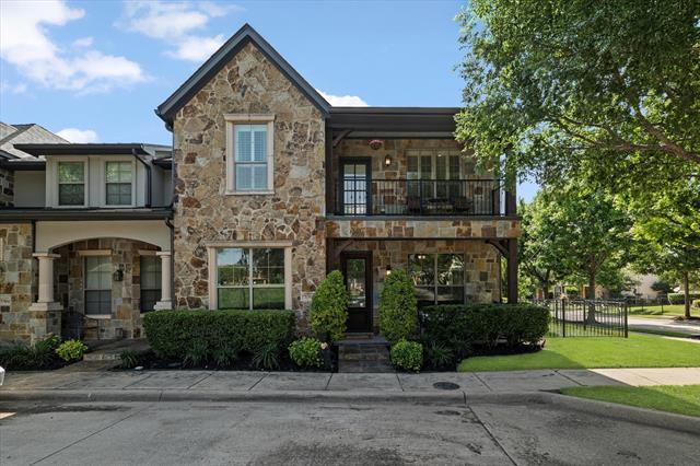 property at 5300 Fort Buckner Dr