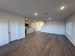 628 Willow St in Caddo Mills, TX - Foto de edificio - Building Photo