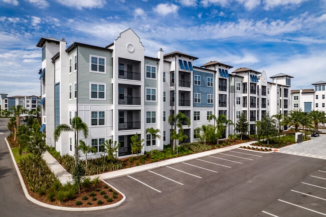 Bainbridge Mission Pointe in Orlando, FL - Building Photo - Building Photo