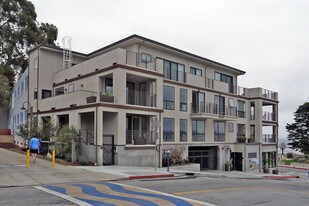 201 Cannery Row in Monterey, CA - Building Photo