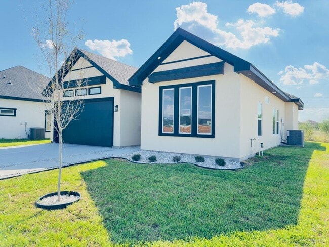 property at 2417 N Woody St