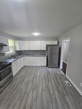 1600 Circle Dr in Petersburg, VA - Building Photo - Building Photo