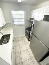 400 NE 1st St in Hallandale Beach, FL - Building Photo - Building Photo