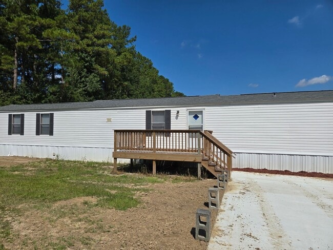 111 Catnapper Ln in Jacksonville, NC - Building Photo - Building Photo
