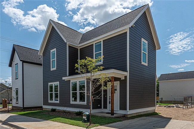 3119 W Tulsa St in Fayetteville, AR - Building Photo - Building Photo