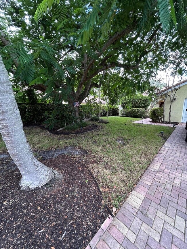 1330 NW 22nd Ave in Delray Beach, FL - Building Photo - Building Photo
