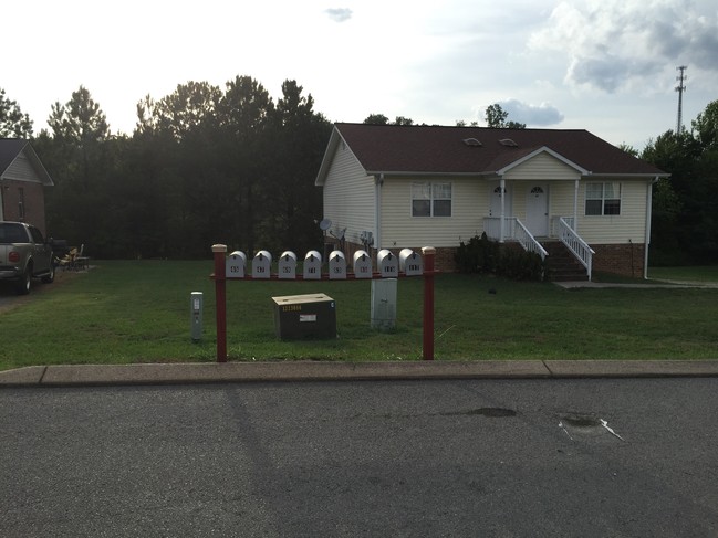 Duplex Package in La Fayette, GA - Building Photo - Primary Photo