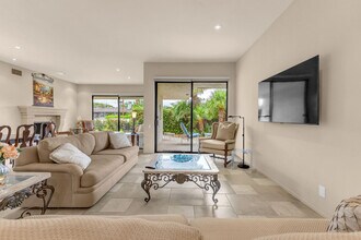 31 Stanford Dr in Rancho Mirage, CA - Building Photo - Building Photo