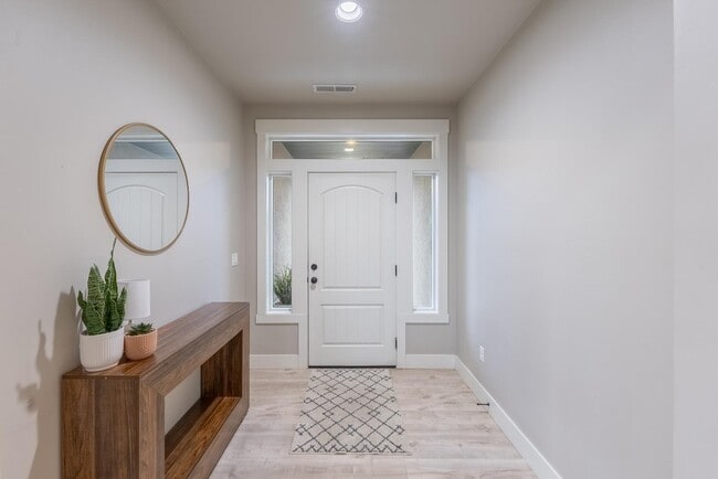72802 E Grand Bluff Loop in Kennewick, WA - Building Photo - Building Photo