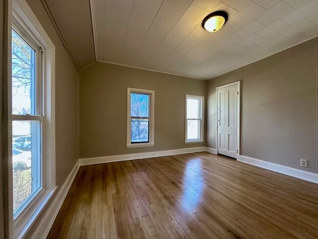 property at 598 Rose Ave E