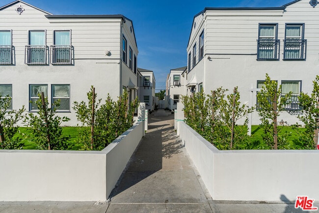 property at 837 N Alfred St