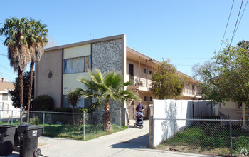 1245 Genevieve St in San Bernardino, CA - Building Photo - Building Photo