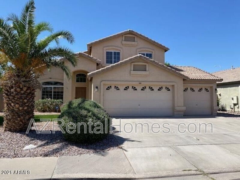 1915 W Musket Way in Chandler, AZ - Building Photo