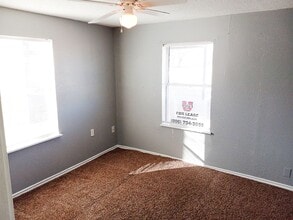 710 9th St in Levelland, TX - Building Photo - Building Photo