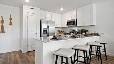 165 E Liberator Ct in Meridian, ID - Building Photo - Building Photo