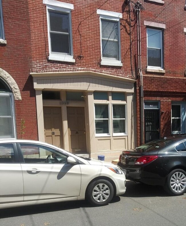 property at 1039 N 4th St