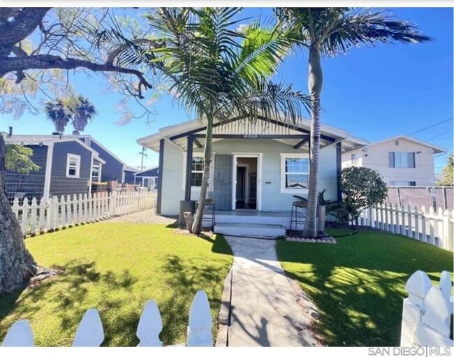 property at 4064 Oakcrest Dr