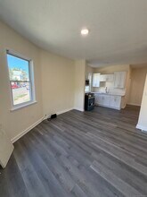 13 Lines St in New Haven, CT - Building Photo - Building Photo