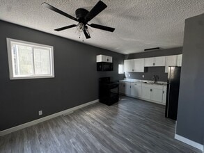 620 1st Ave in Silvis, IL - Foto de edificio - Building Photo