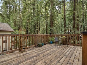 14842 Canyon 1 Rd in Guerneville, CA - Building Photo - Building Photo