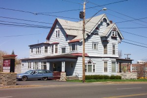 1624 W Genesee St in Syracuse, NY - Foto de edificio - Building Photo