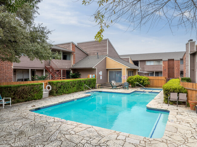 Cherry Creek Crossing Apartments in Austin, TX - Building Photo - Building Photo