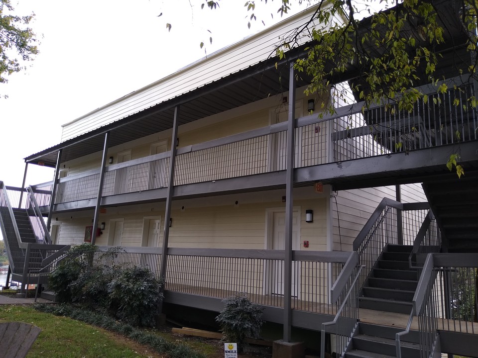 Hidden Ridge Apartments in Knoxville, TN - Building Photo