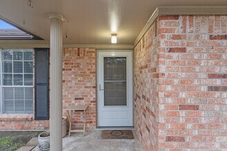 12420 Mile Dr in Houston, TX - Building Photo - Building Photo