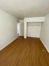 705 Morgan Ave, Unit 4 in Las Vegas, NV - Building Photo - Building Photo