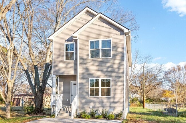 515 Needmore Rd in Clarksville, TN - Building Photo - Building Photo