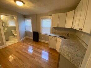 309 Highland Ave in Somerville, MA - Building Photo - Building Photo