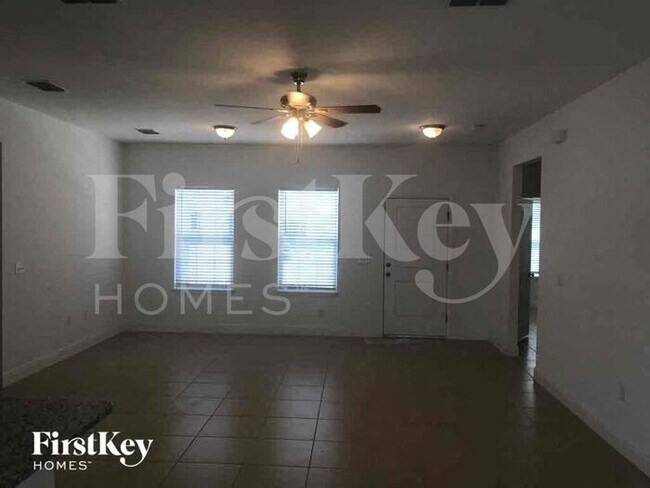 418 Churchill Ct in Poinciana, FL - Building Photo - Building Photo
