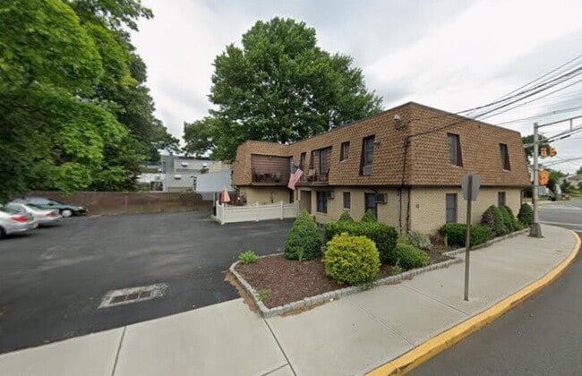 95 4th St in Wood Ridge, NJ - Building Photo - Building Photo
