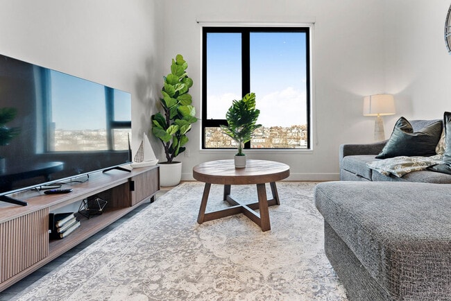 282 Bremen St, Unit ID1240295P in Boston, MA - Foto de edificio - Building Photo