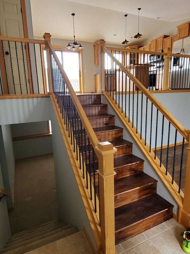 5426 Field Stone Ave in Billings, MT - Building Photo - Building Photo