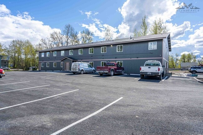 415 E Beaver Ave in Palmer, AK - Building Photo - Building Photo