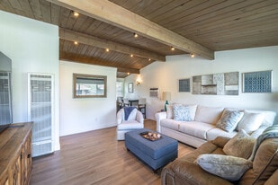 2323 San Juan Ave in Walnut Creek, CA - Building Photo